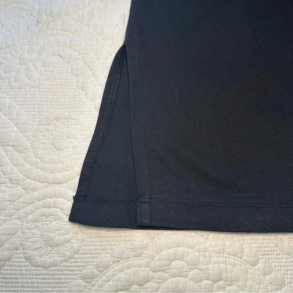 By Anthropologie Side-Slit Tunic. Black. Medium. - Picture 6 of 10